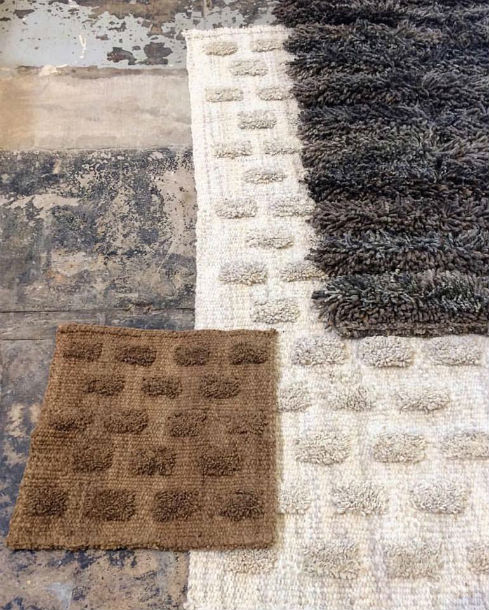 alfombras-de-lana-tejida-para-decoracion-linea-margarita-awanay-1