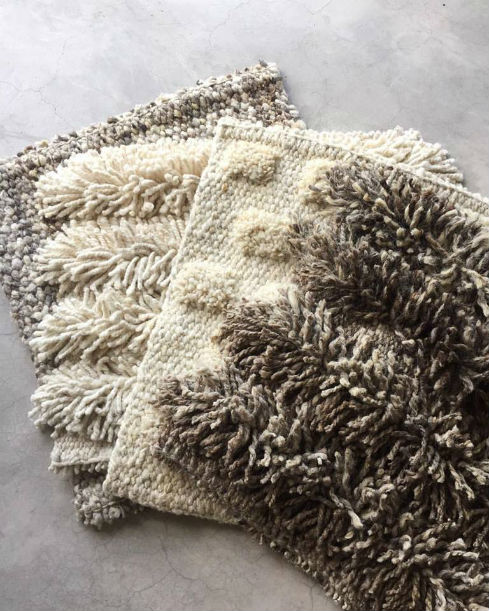 alfombras-de-lana-tejida-para-decoracion-linea-margarita-awanay